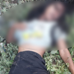 कॉलोनी के पास झाड़ियों में युवती की लाश मिलने से हड़कंप, हत्या की आशंका; पुलिस जांच में जुटी